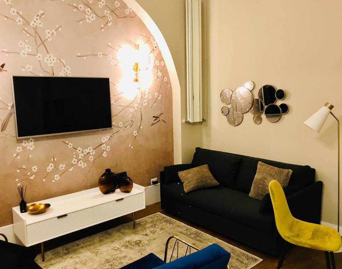 Porta Ticinese Apartment มิลาน ภายนอก รูปภาพ
